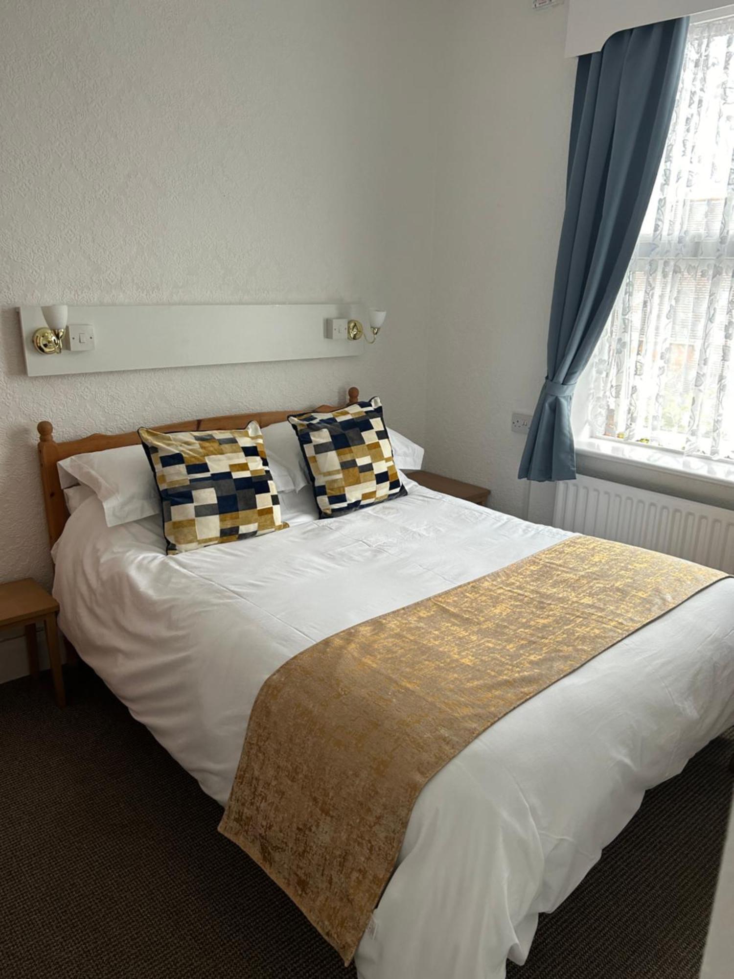 Knighton Lodge Скегнес Екстериор снимка
