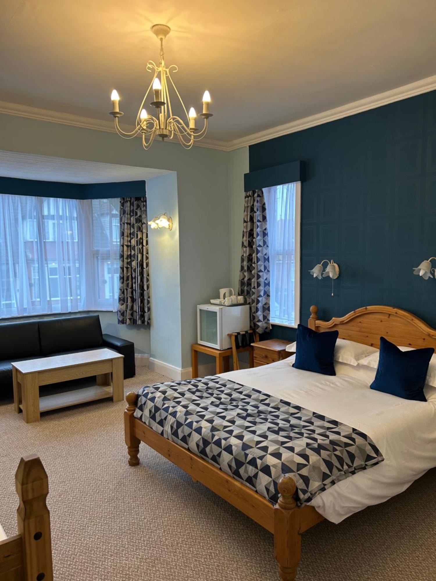 Knighton Lodge Скегнес Екстериор снимка