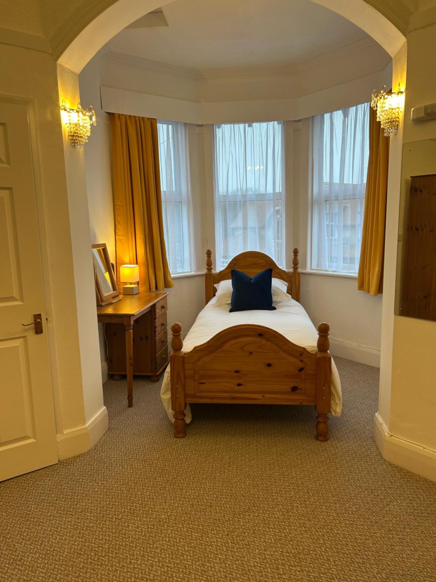 Knighton Lodge Скегнес Екстериор снимка
