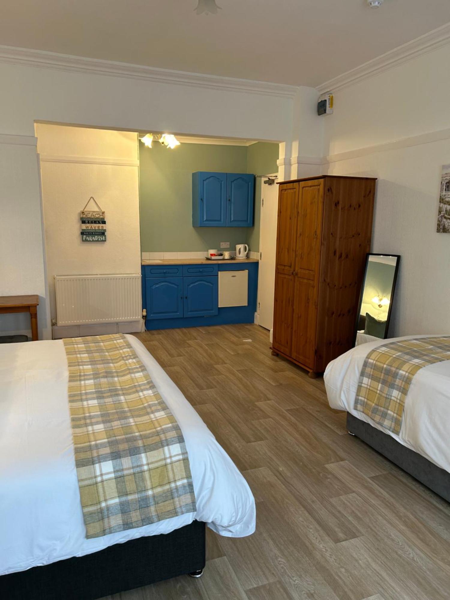 Knighton Lodge Скегнес Екстериор снимка